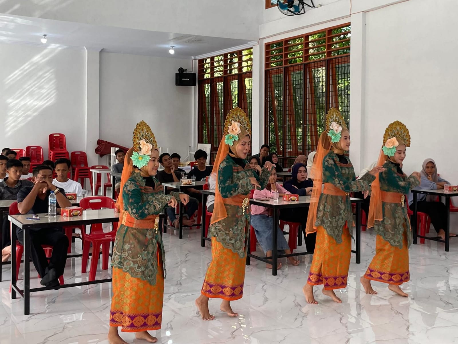 Seni Tari Delisha